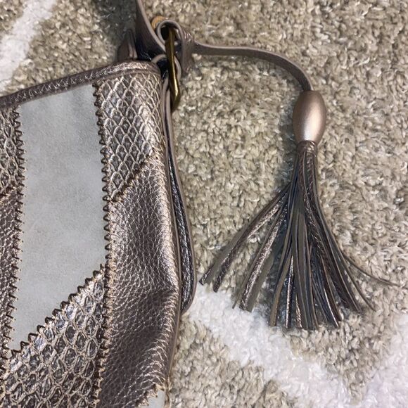 Vintage Bueno Gold Metallic and Suede Patched Shoulder Bag - Picture 4 of 9